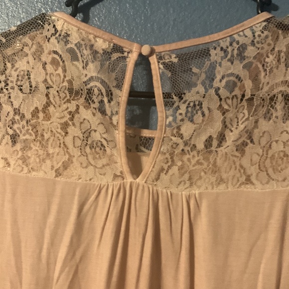 🔥❤️Beautiful peach NWT boutique top🥰 - Picture 5 of 7